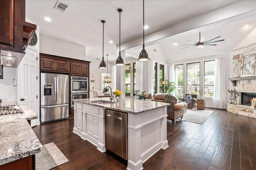 2220 Ambush Canyon Leander TX 78641