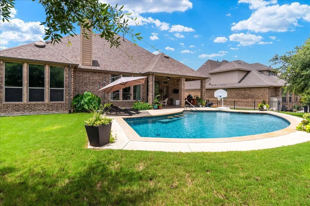 2220 Ambush Canyon Leander TX 78641