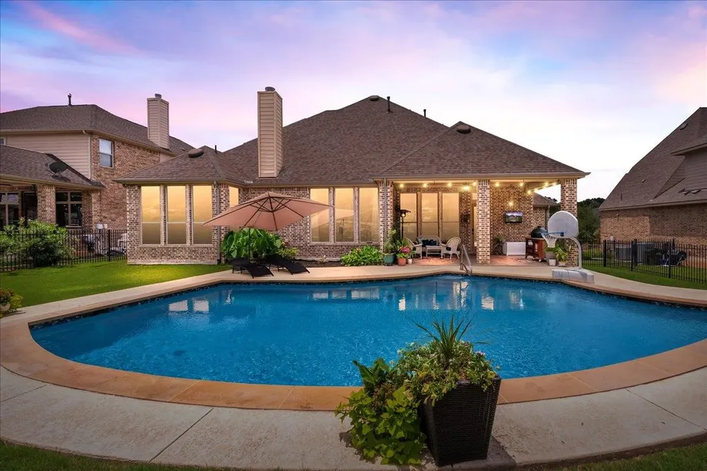 2220 Ambush Canyon Leander TX 78641