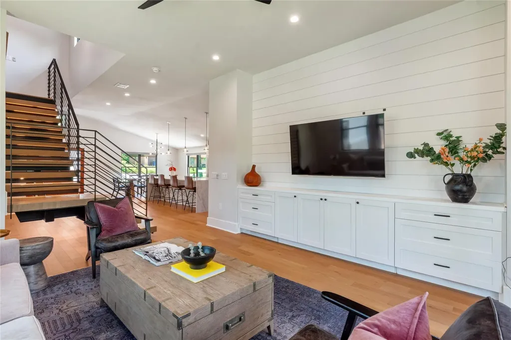 3210 Cupid Drive Austin TX 78735