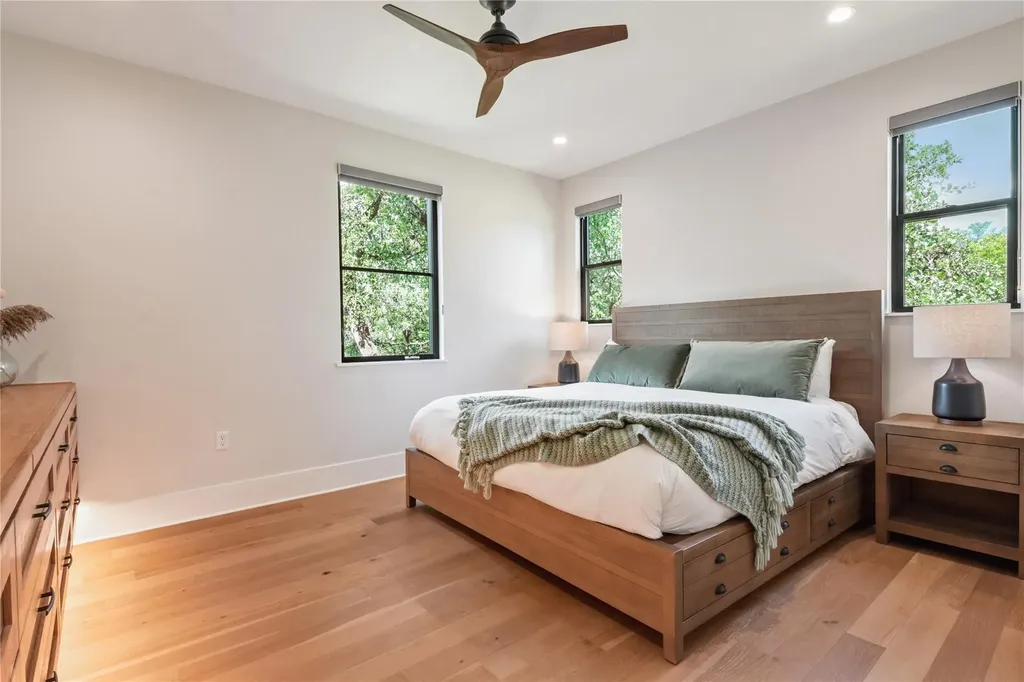 3210 Cupid Drive Austin TX 78735