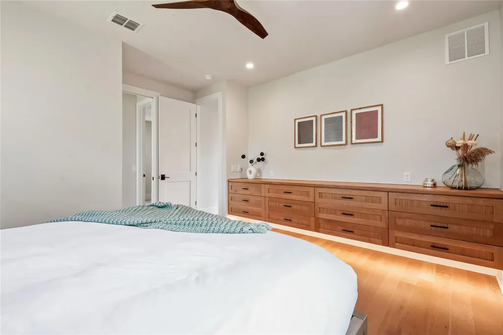 3210 Cupid Drive Austin TX 78735