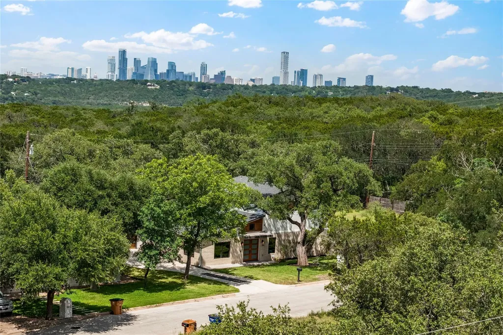3210 Cupid Drive Austin TX 78735