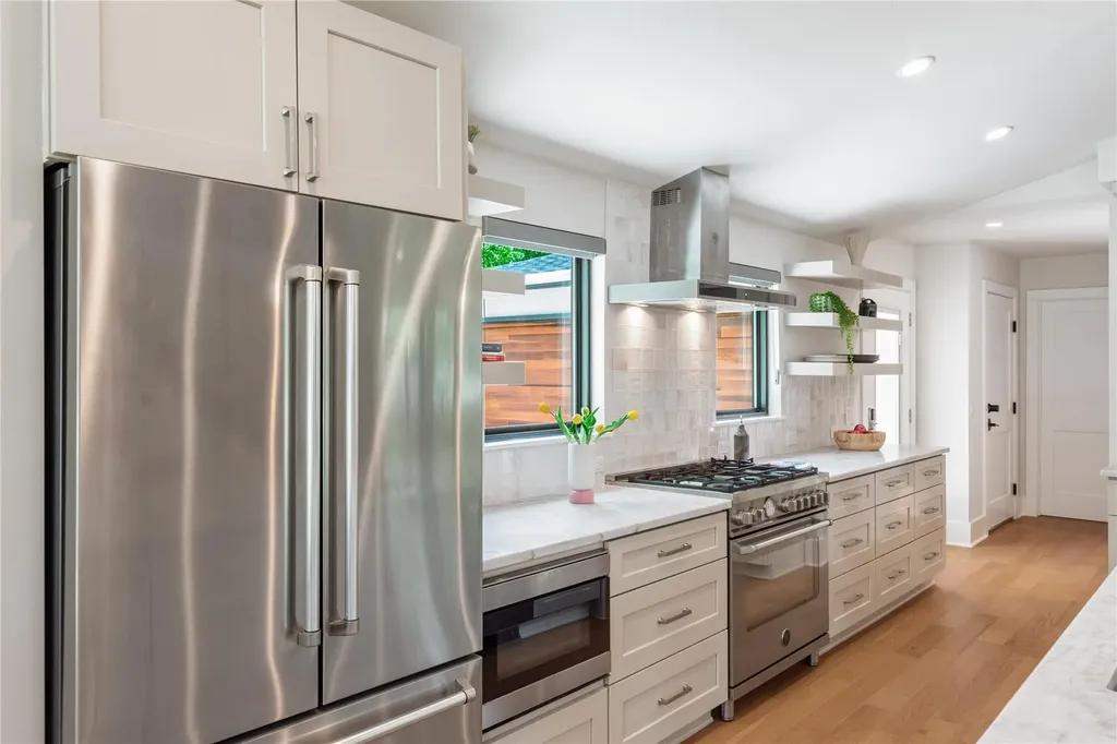3210 Cupid Drive Austin TX 78735