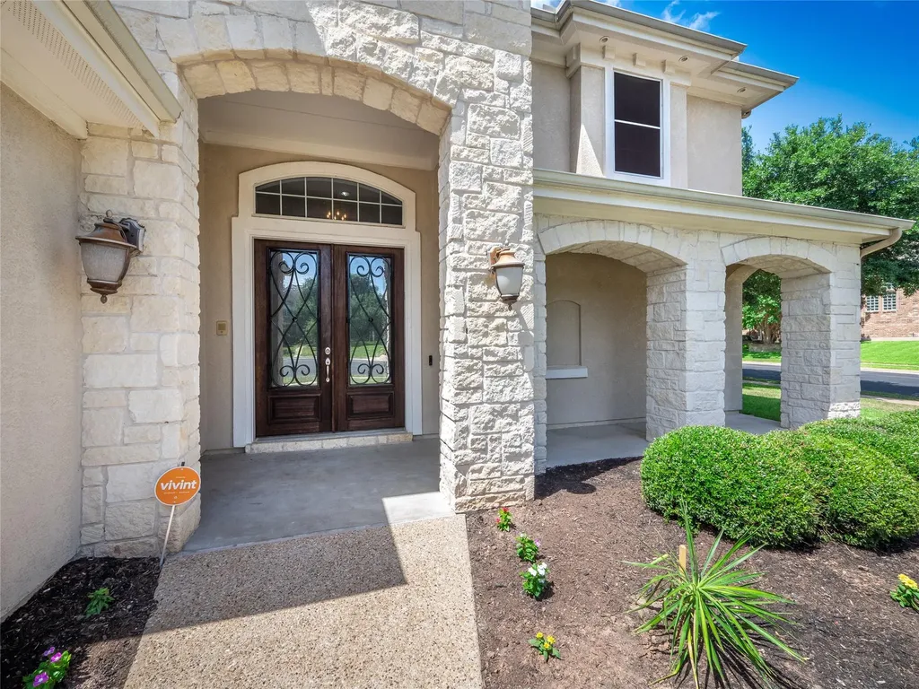 3500 Hamlet Cove Round Rock TX 78664
