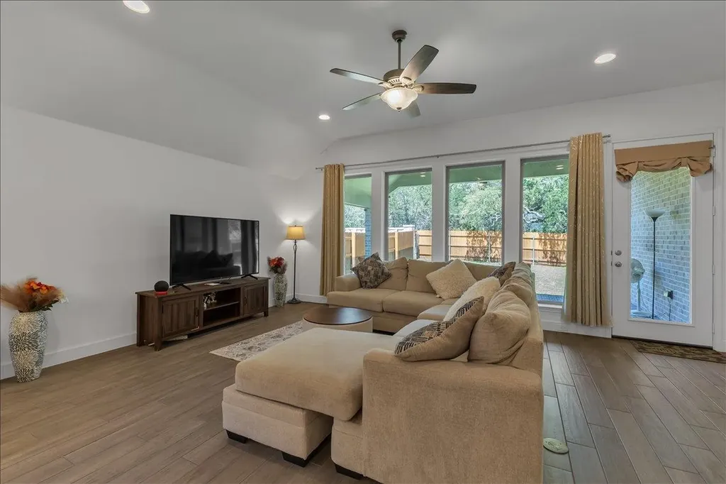 5844 Sean Paul Lane Georgetown TX 78628