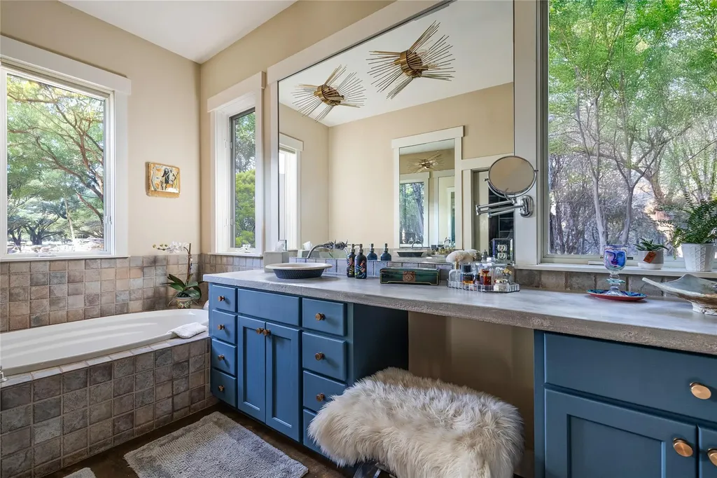 5818 Ranch Road 165 Blanco TX 78620