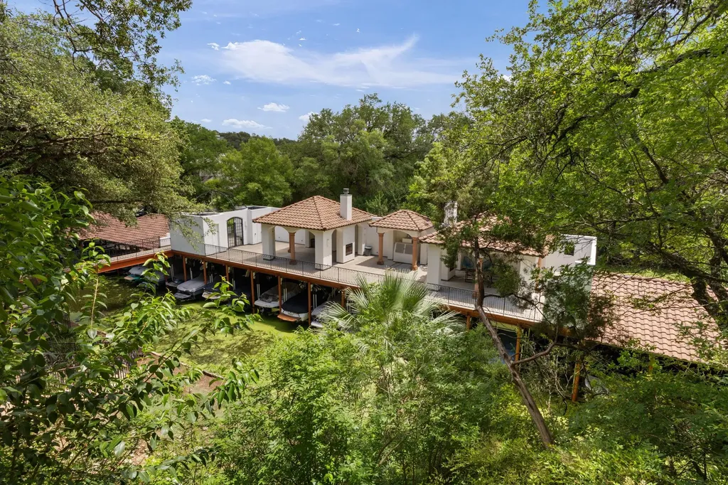 1910 Rue De St Tropez Austin TX 78746