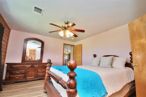 2725 Old Lehmann Road Kingsbury TX 78638