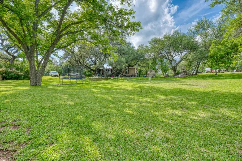 14 Purple Sage Kingsland TX 78639