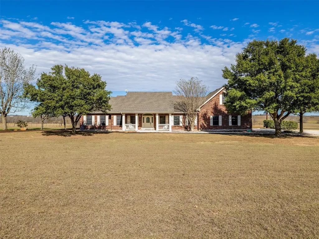 651 County Road 497 Taylor TX 76574