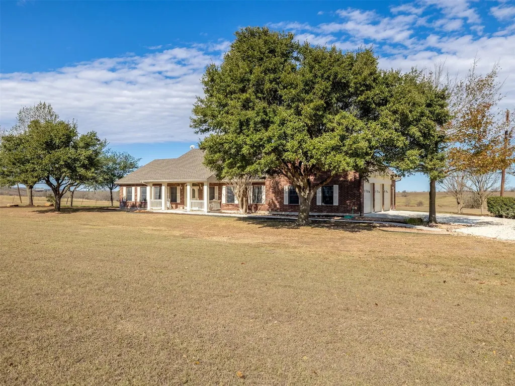 651 County Road 497 Taylor TX 76574