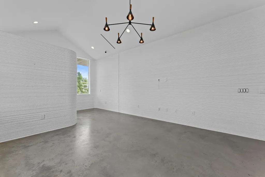 121 Rough Creek Road Georgetown TX 78628