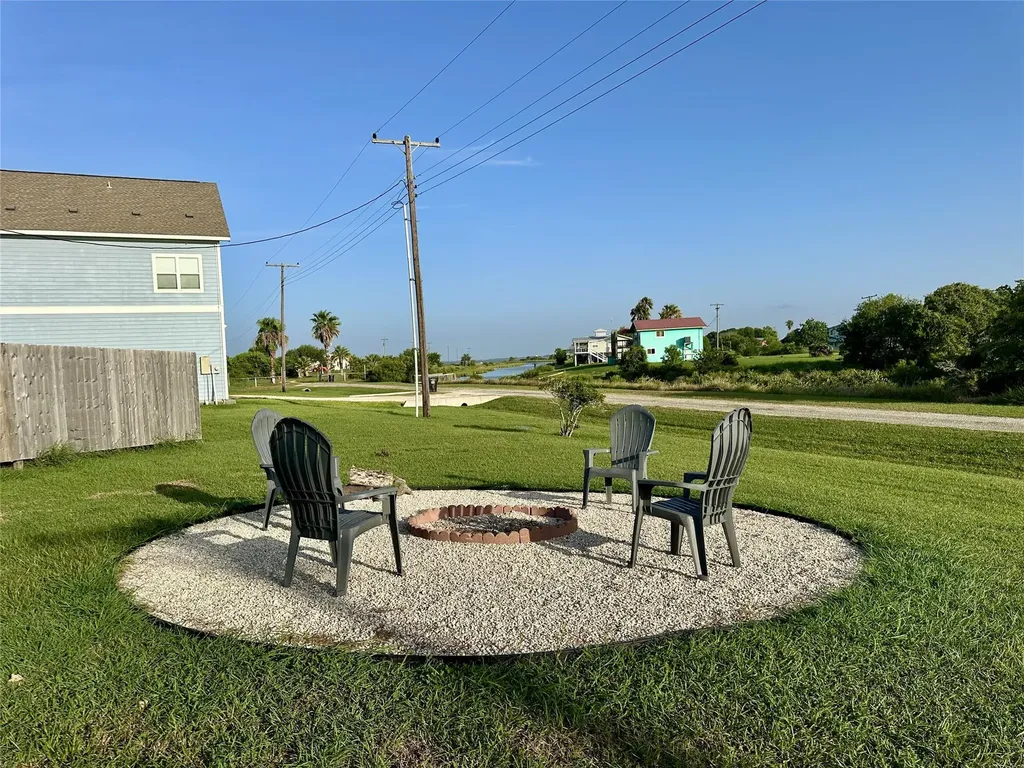 52 Anchor Lane Seadrift TX 77983