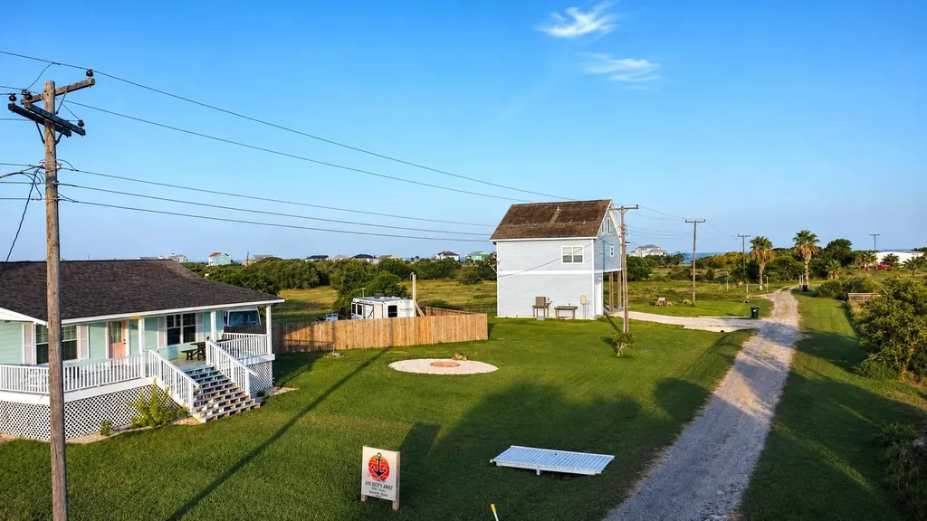 52 Anchor Lane Seadrift TX 77983