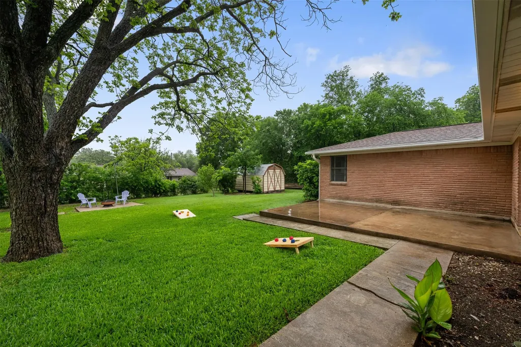 11309 Hilltop Street Austin TX 78753