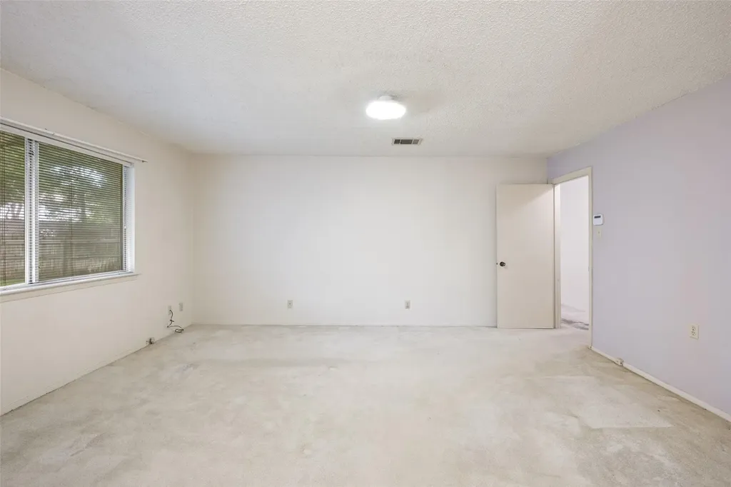 12006 Trianon Lane Austin TX 78727