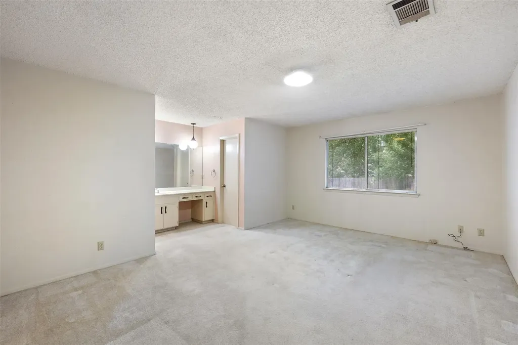 12006 Trianon Lane Austin TX 78727