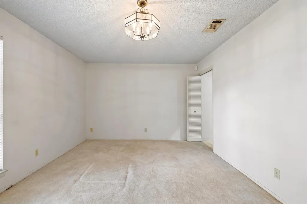 12006 Trianon Lane Austin TX 78727