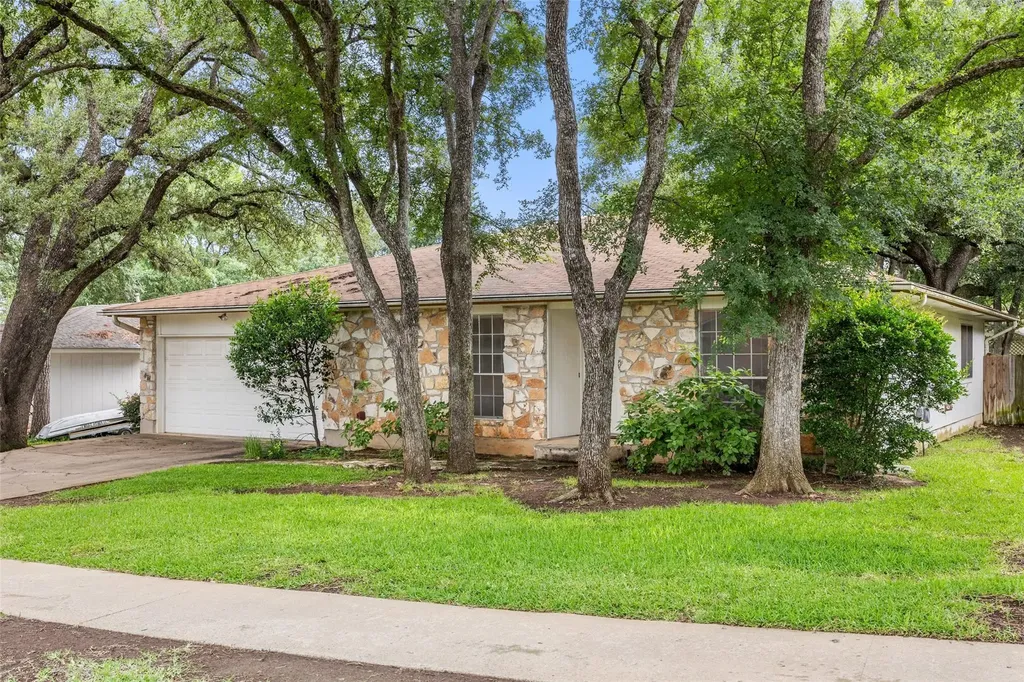 12006 Trianon Lane Austin TX 78727