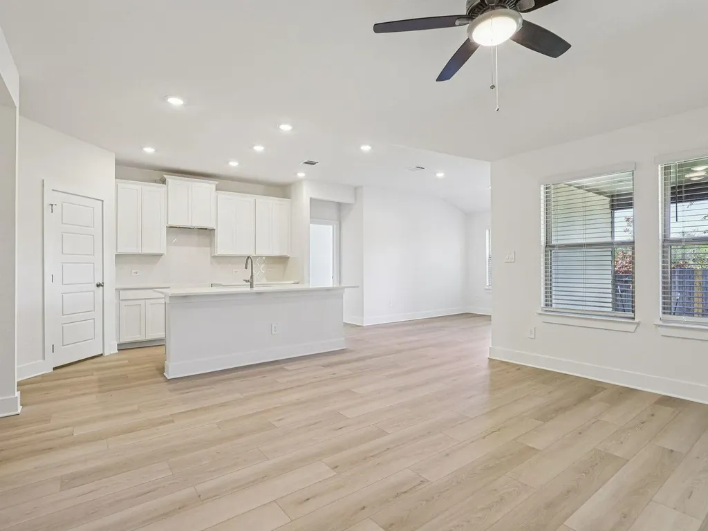 154 Diablo Rim Terrace Dripping Springs TX 78620