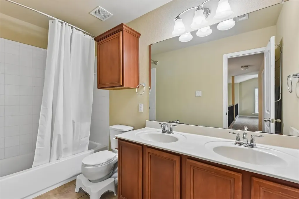8541 White Ibis Drive Austin TX 78729