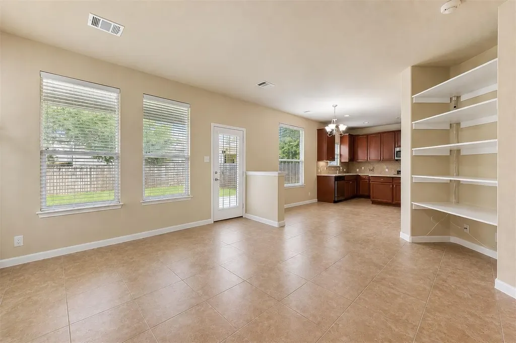 8541 White Ibis Drive Austin TX 78729