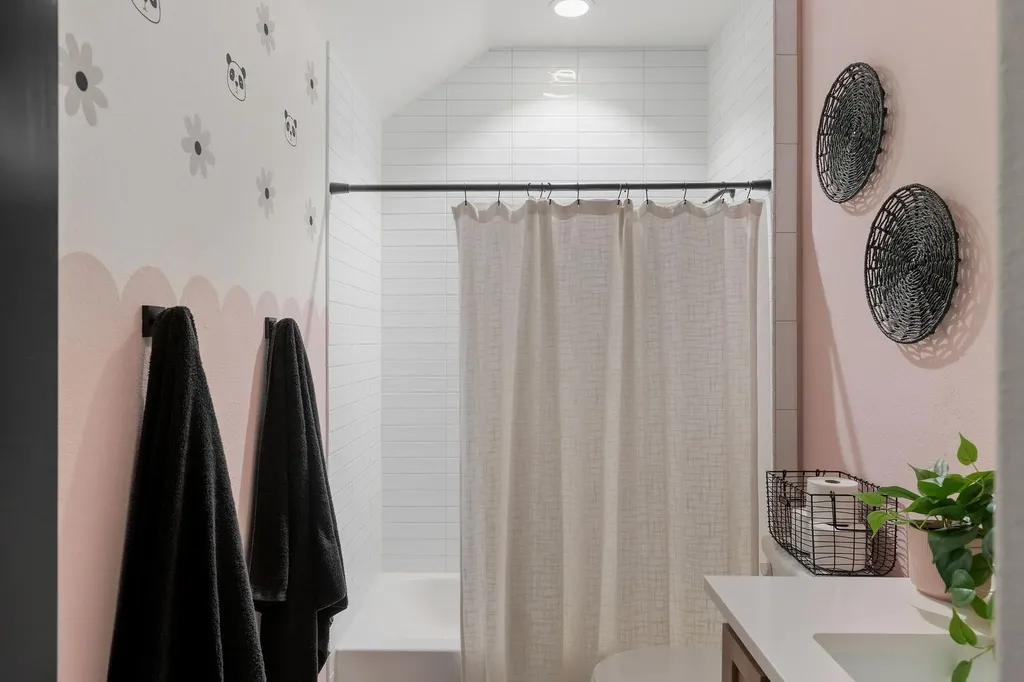 104 Hollytree Court Georgetown TX 78628