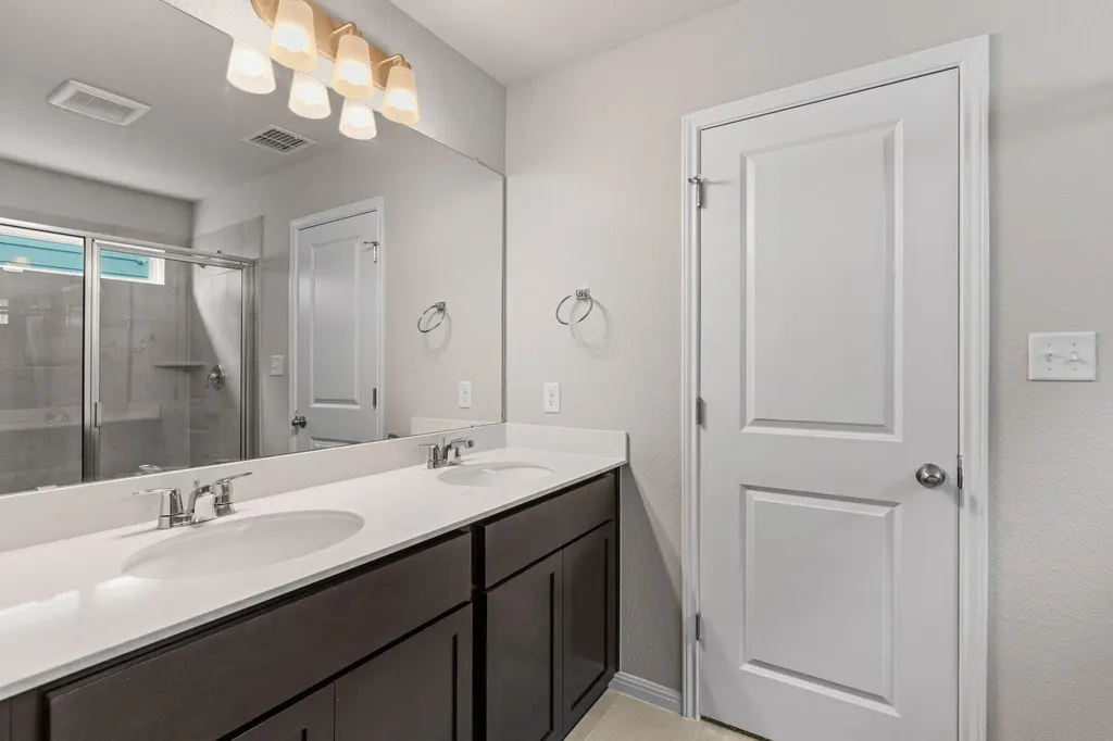110 Cherry Blossom Lane Taylor TX 76574