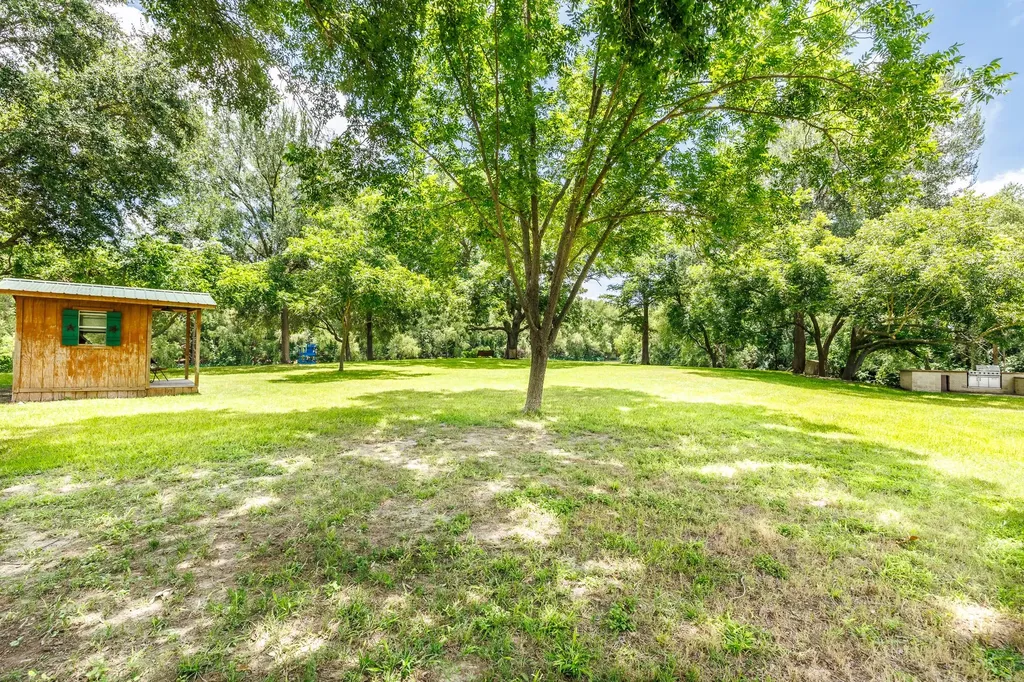 Lot 22 Goodwin (Road) Lane Gonzales TX 78629