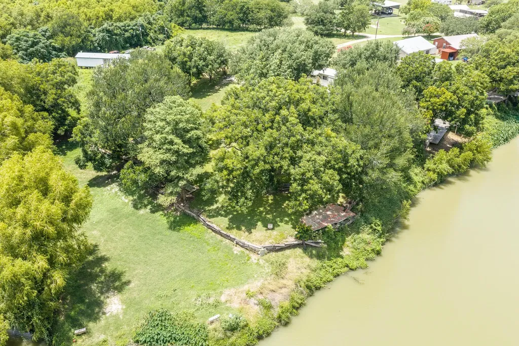 Lot 22 Goodwin (Road) Lane Gonzales TX 78629