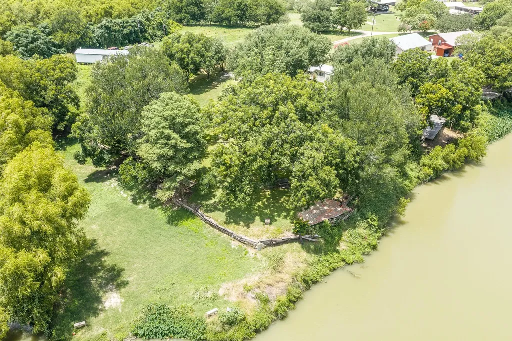 Lot 22 Goodwin (Road) Lane Gonzales TX 78629