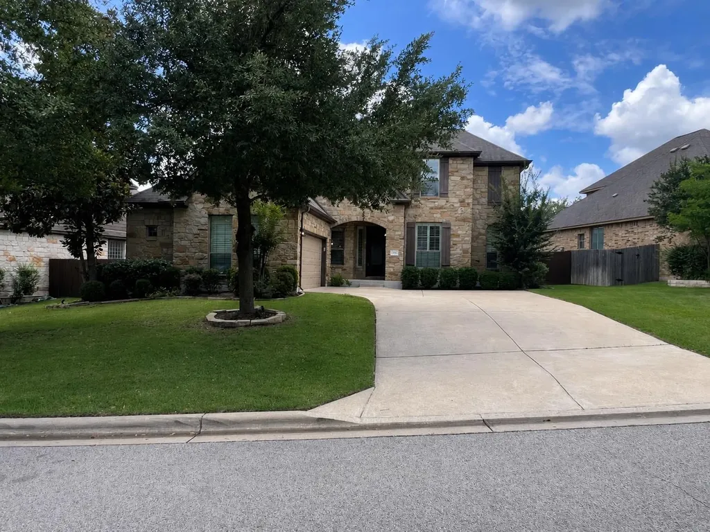 12301 Montclair Bend Austin TX 78732