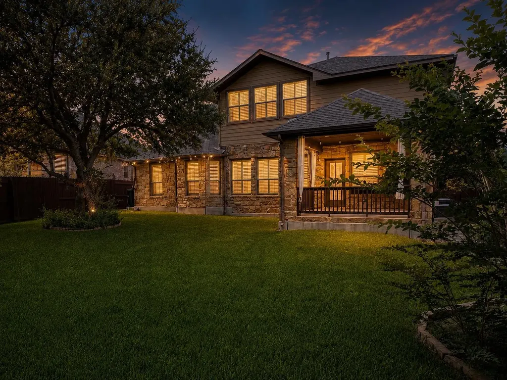 12301 Montclair Bend Austin TX 78732