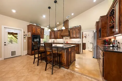 523 County Road 136a Kingsland TX 78639