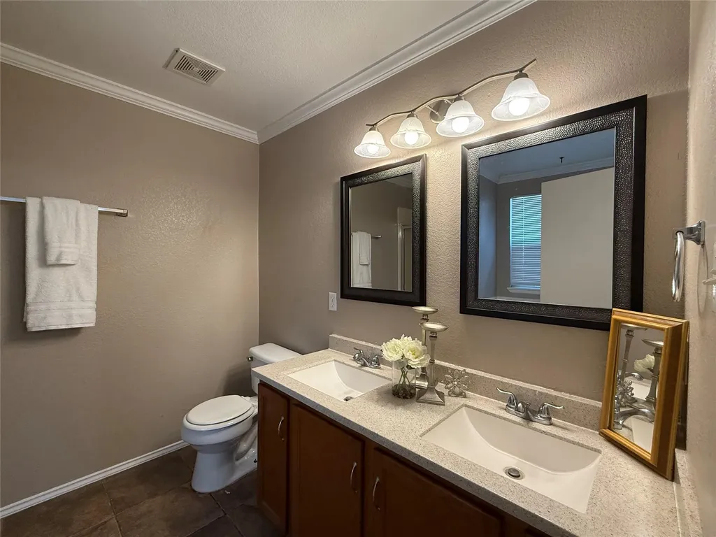 3902 Louise Lee Drive Austin TX 78725
