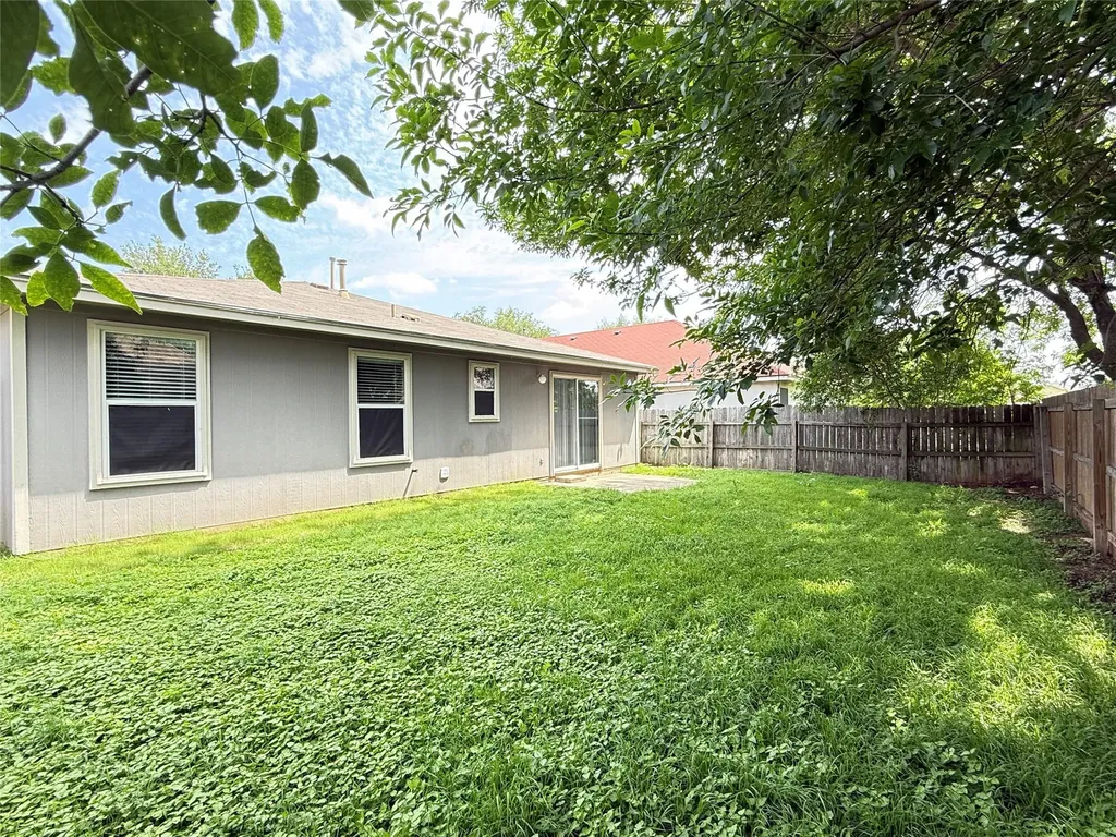 3902 Louise Lee Drive Austin TX 78725