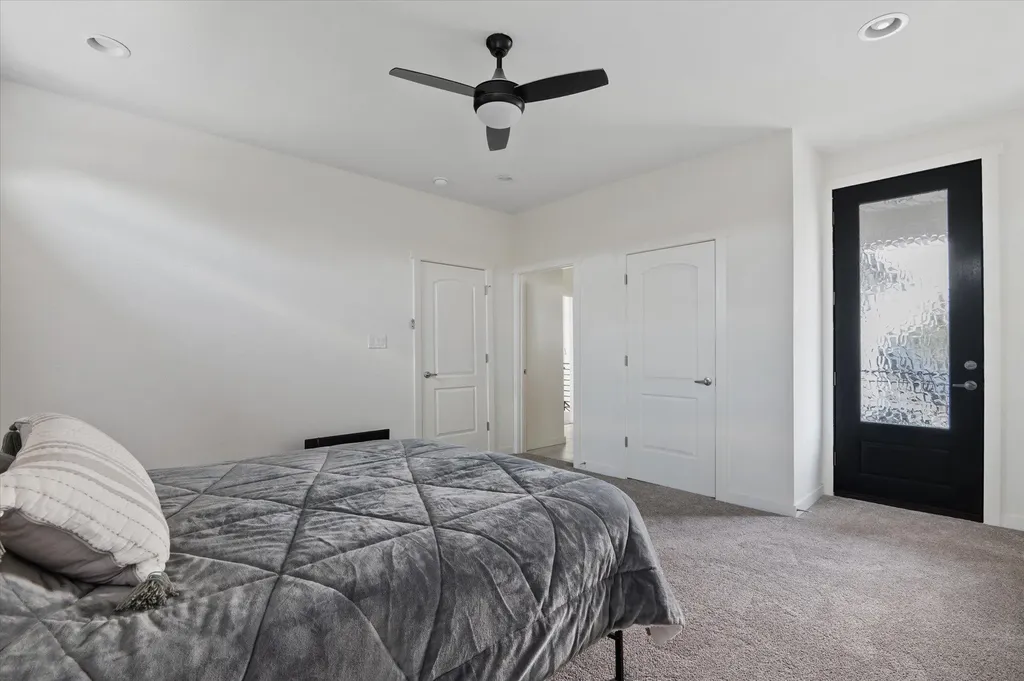136 W Castlebriar Drive Granite Shoals TX 78654