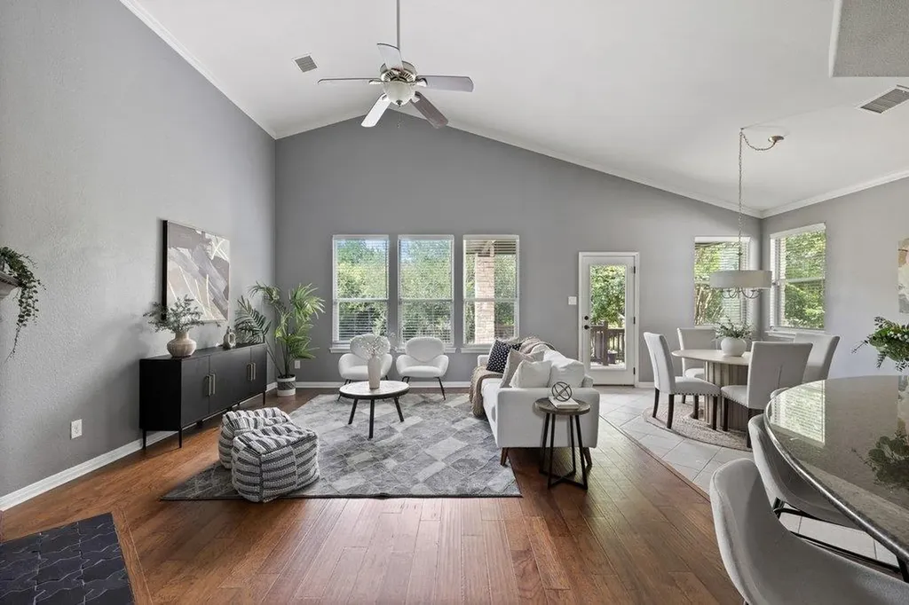 11521 Cherisse Drive Austin TX 78739