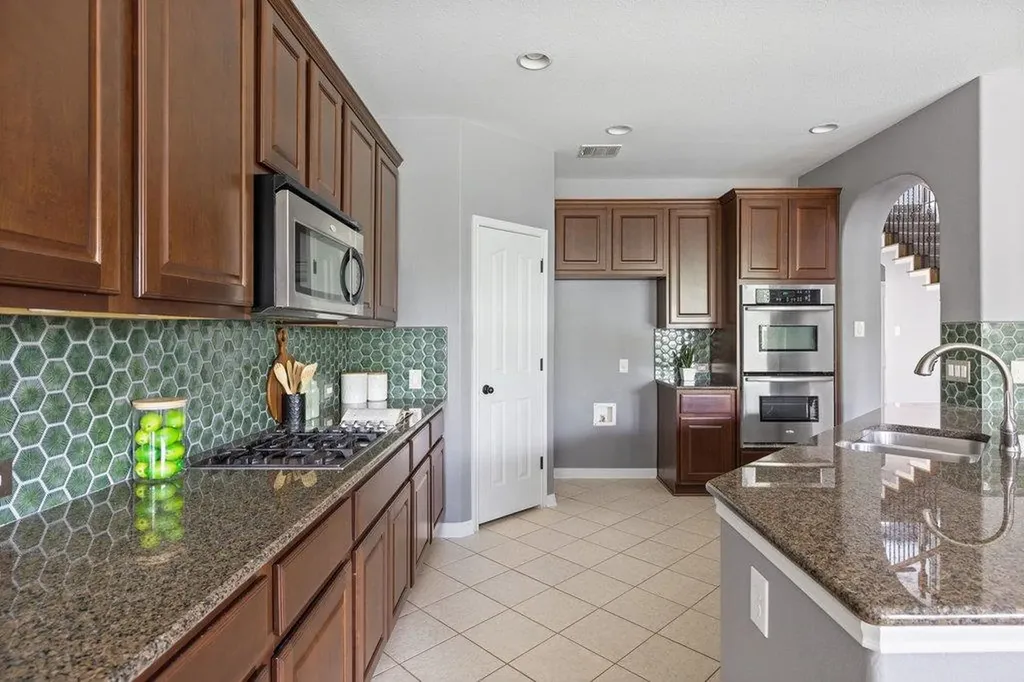 11521 Cherisse Drive Austin TX 78739