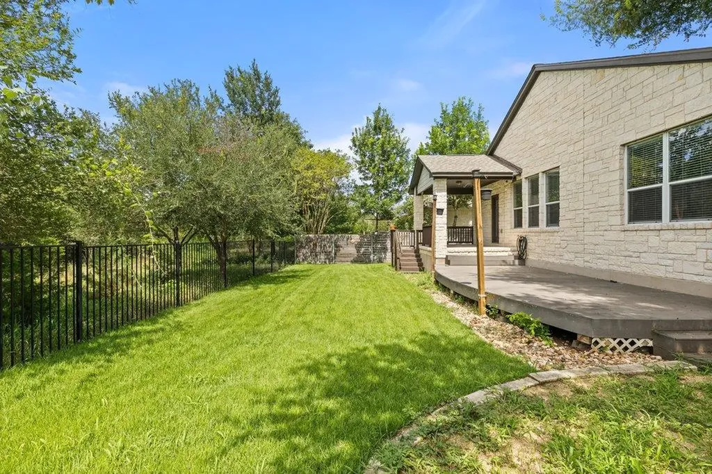 11521 Cherisse Drive Austin TX 78739