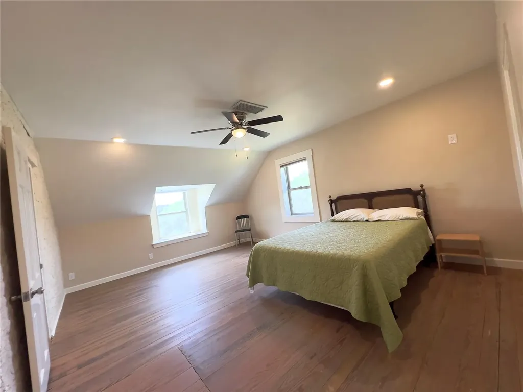 1366 Narrows Road Blanco TX 78606
