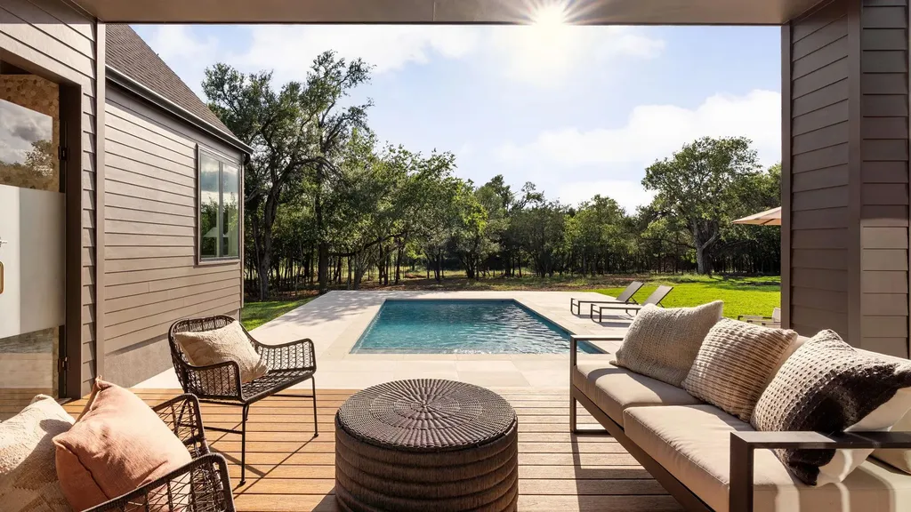 12104 Trailmaster Drive Austin TX 78737