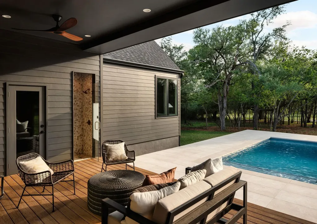 12104 Trailmaster Drive Austin TX 78737