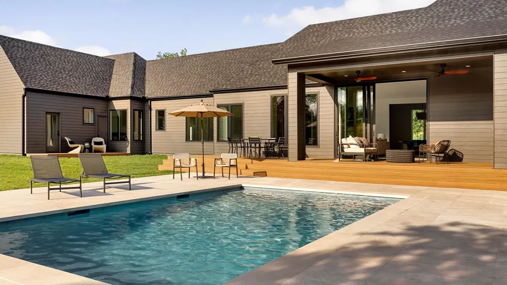 12104 Trailmaster Drive Austin TX 78737