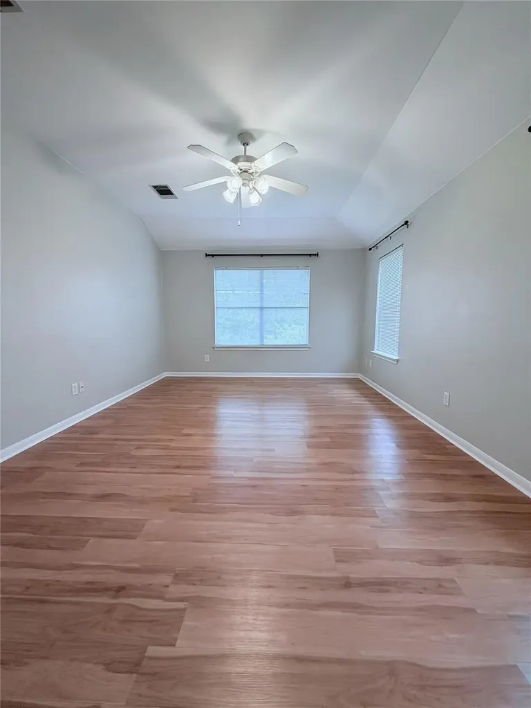 12733 Serafy Street Austin TX 78753