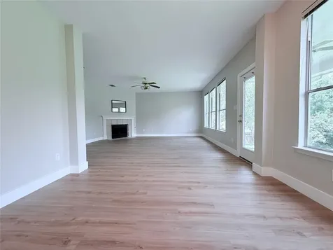 12733 Serafy Court Austin TX 78753