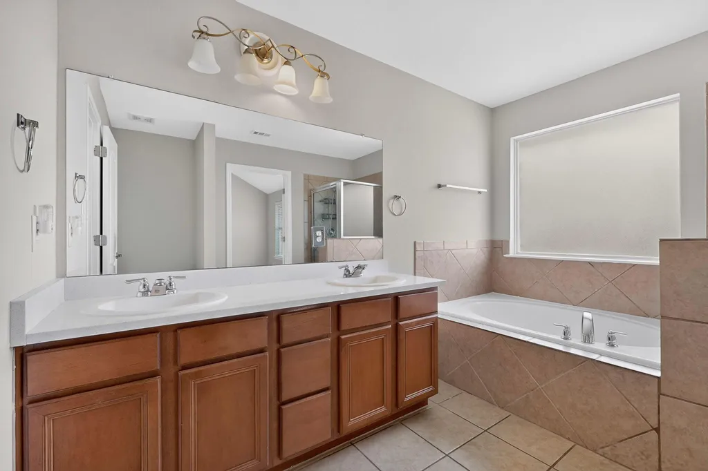 130 Canterbury Drive Austin TX 78737