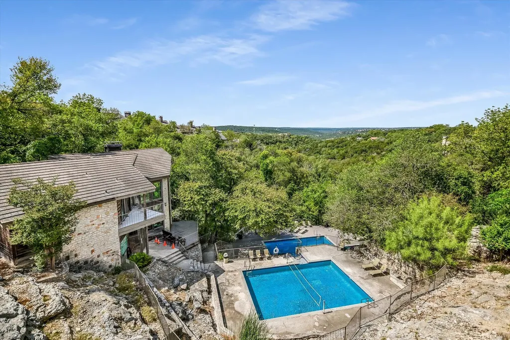 8200 Neely Drive Austin TX 78759