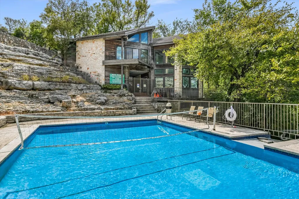 8200 Neely Drive Austin TX 78759